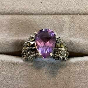 Elegant Purple Teardrop Ring